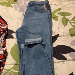 Brand new pants never worn.
